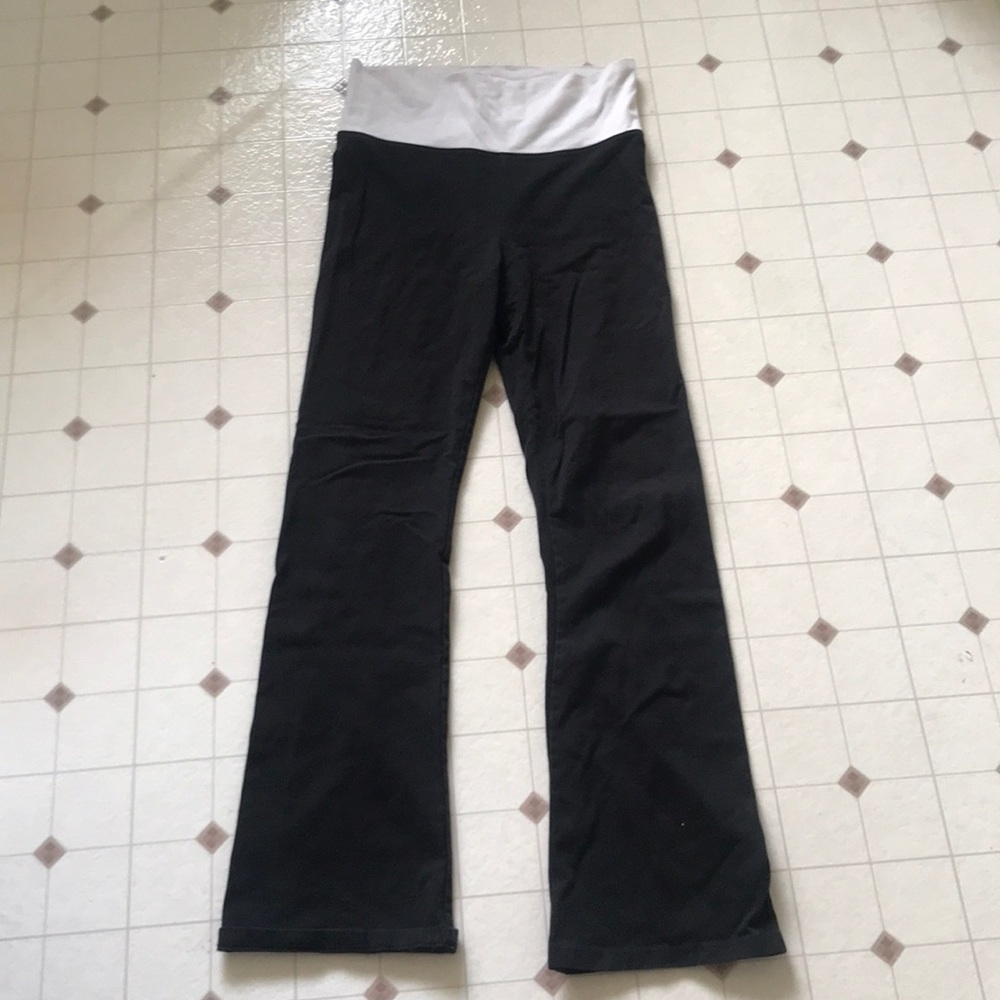 Victoria’s Secret Yoga Pants